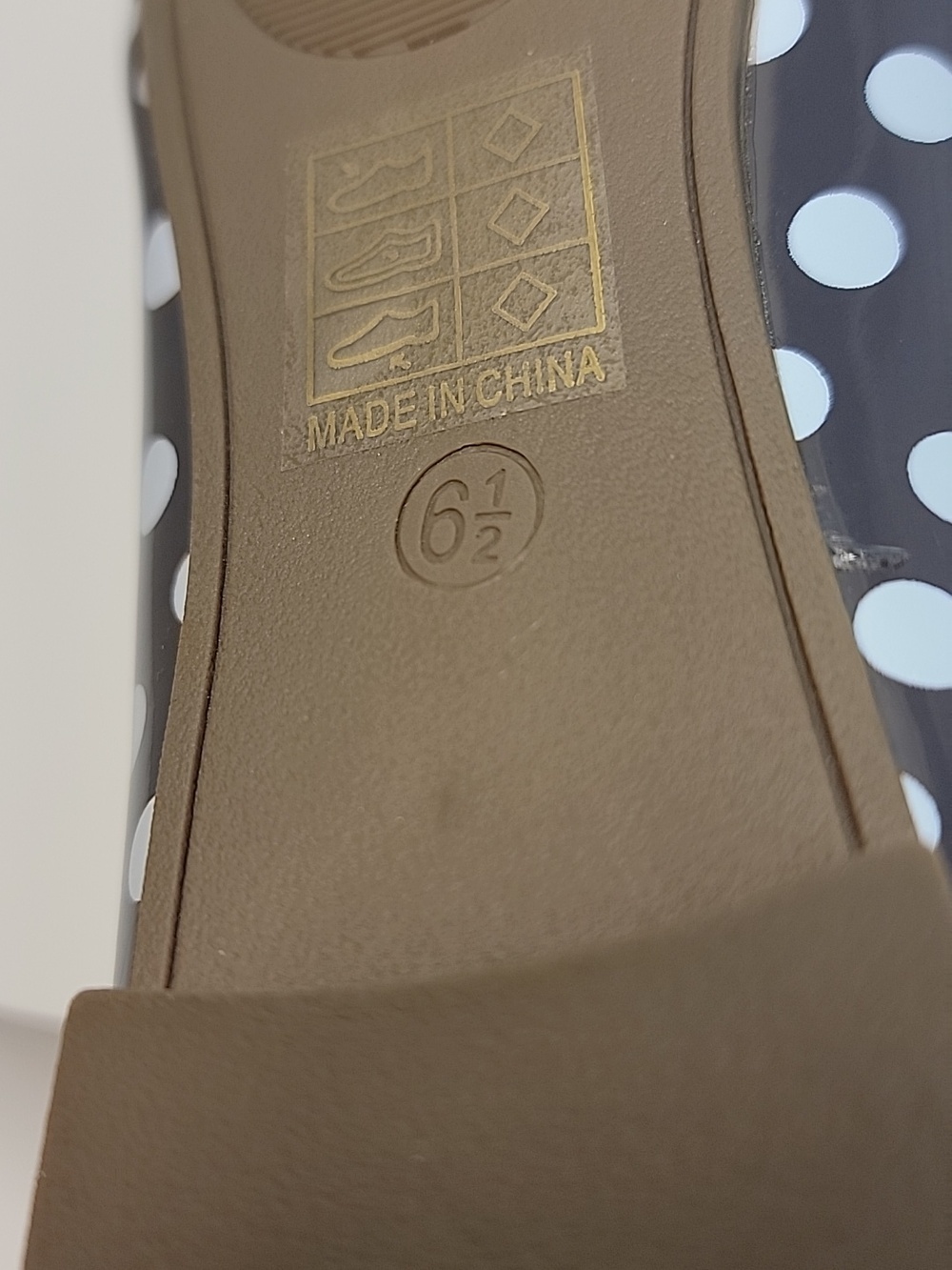 Journee Collection Gray Polka Dot Ballet Flats NEW - Picture 11 of 11